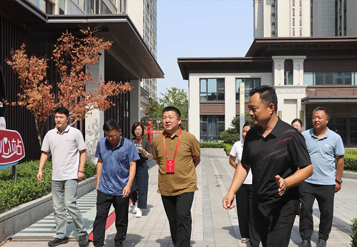 鱼台县政协领导一行莅临展浩·棠邑壹号院智慧住区参观指导！