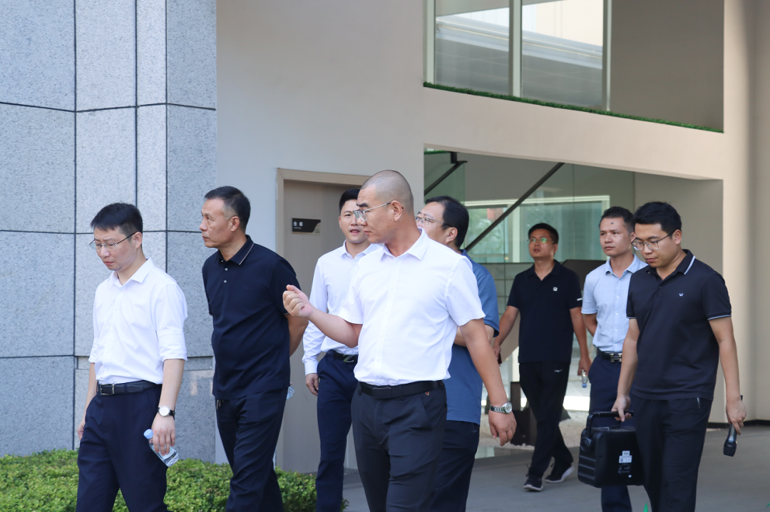 北京京世控股集团董事长率高管团队，走进展浩考察交流！