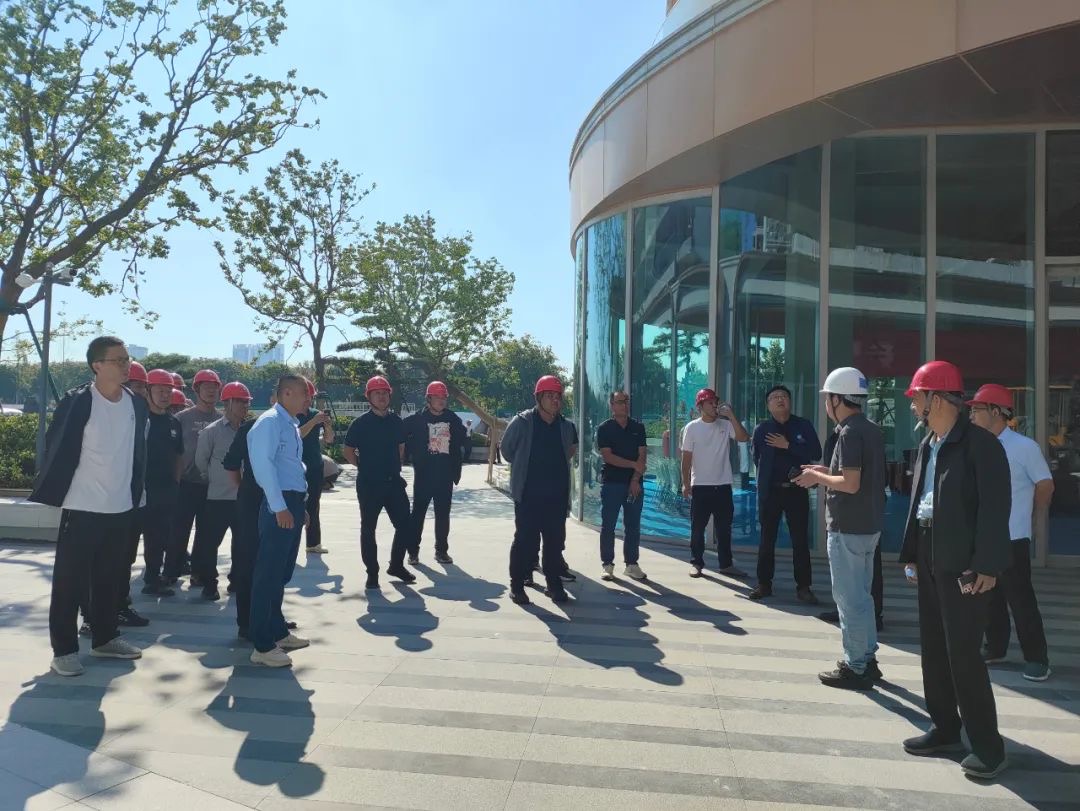 济宁梁山县在建项目参观团走进展浩集团——展浩·星月湾项目参观考察
