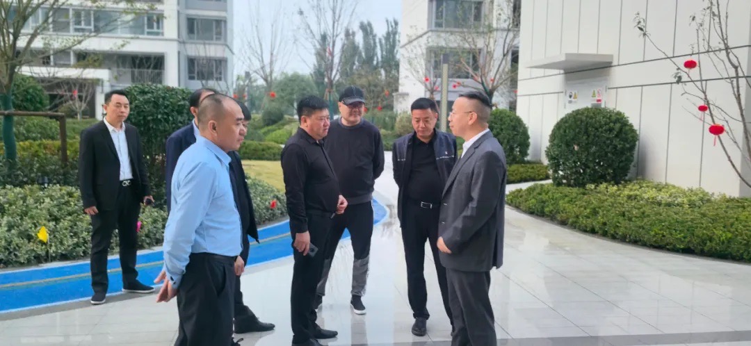 济宁市浙江商会一行领导走进展浩集团参观指导