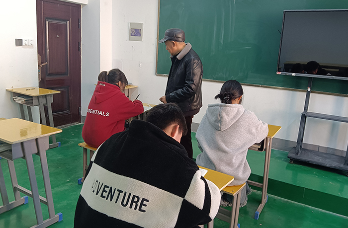 针对性辅导.jpg