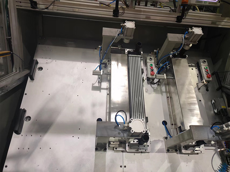  Automotive air conditioning assembly and testing intelligent production line