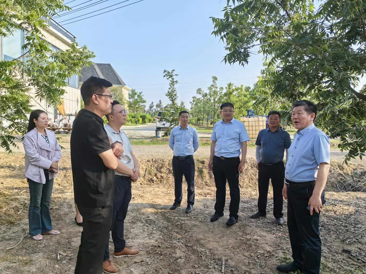 Shandong Zhongjian Xinchuan Agricultural Company Delegation Visits for Collaborative Discussions