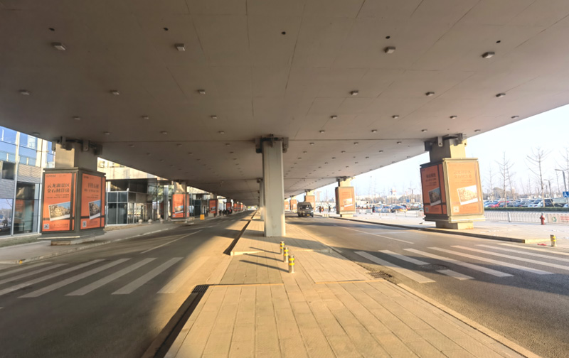 徐州道闸广告展示1层/到达层媒体