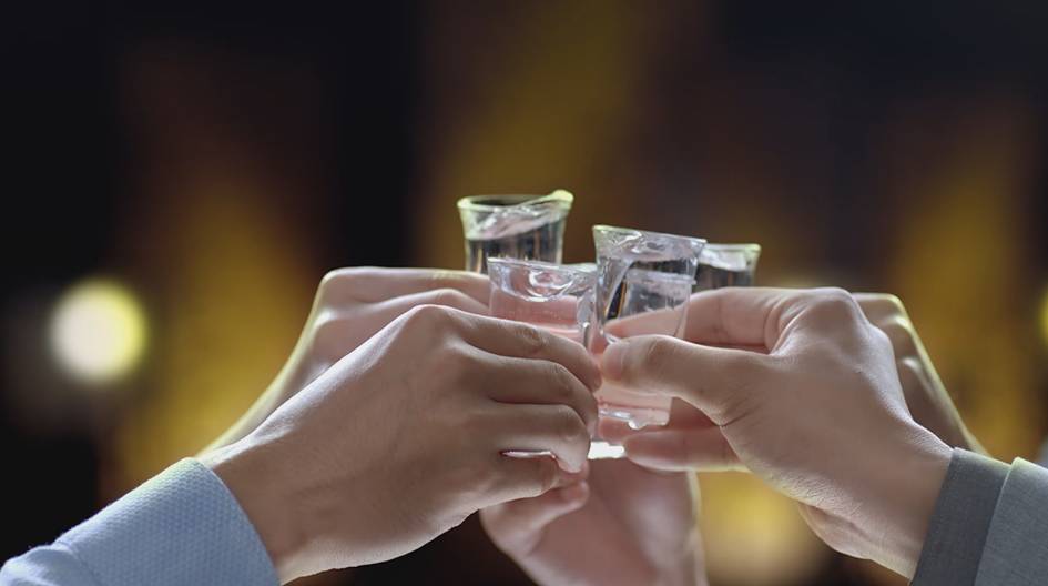 干杯945-528.jpeg