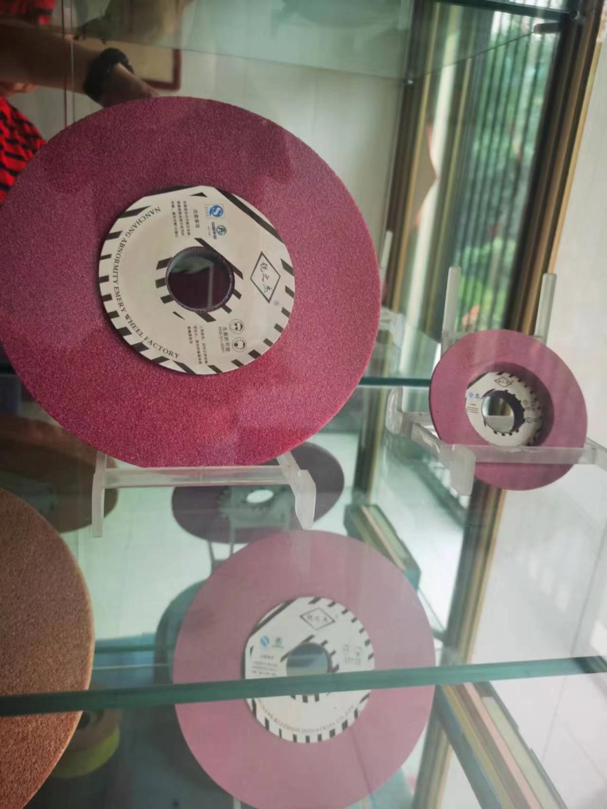 Pink Aluminum Oxide