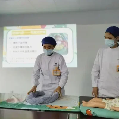 新生儿换尿布虚拟仿真系统