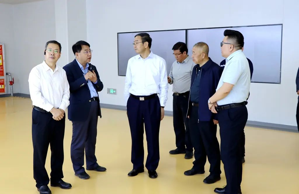 【前进动态】省科协到甘肃传祁甘味乳业调研并慰问科技工作者
