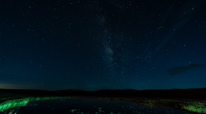 大山包星空延时.jpg