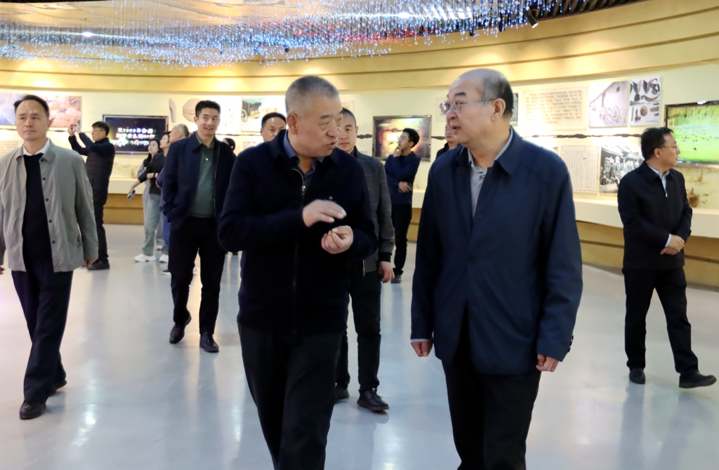 李仕宝一行到前进农业农村实用人才培训基地调研