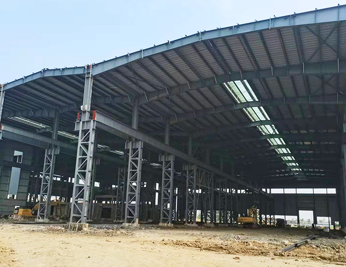 铸管基地熔炼车间钢结构厂房制安工程
